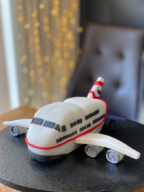 Aeroplane cake